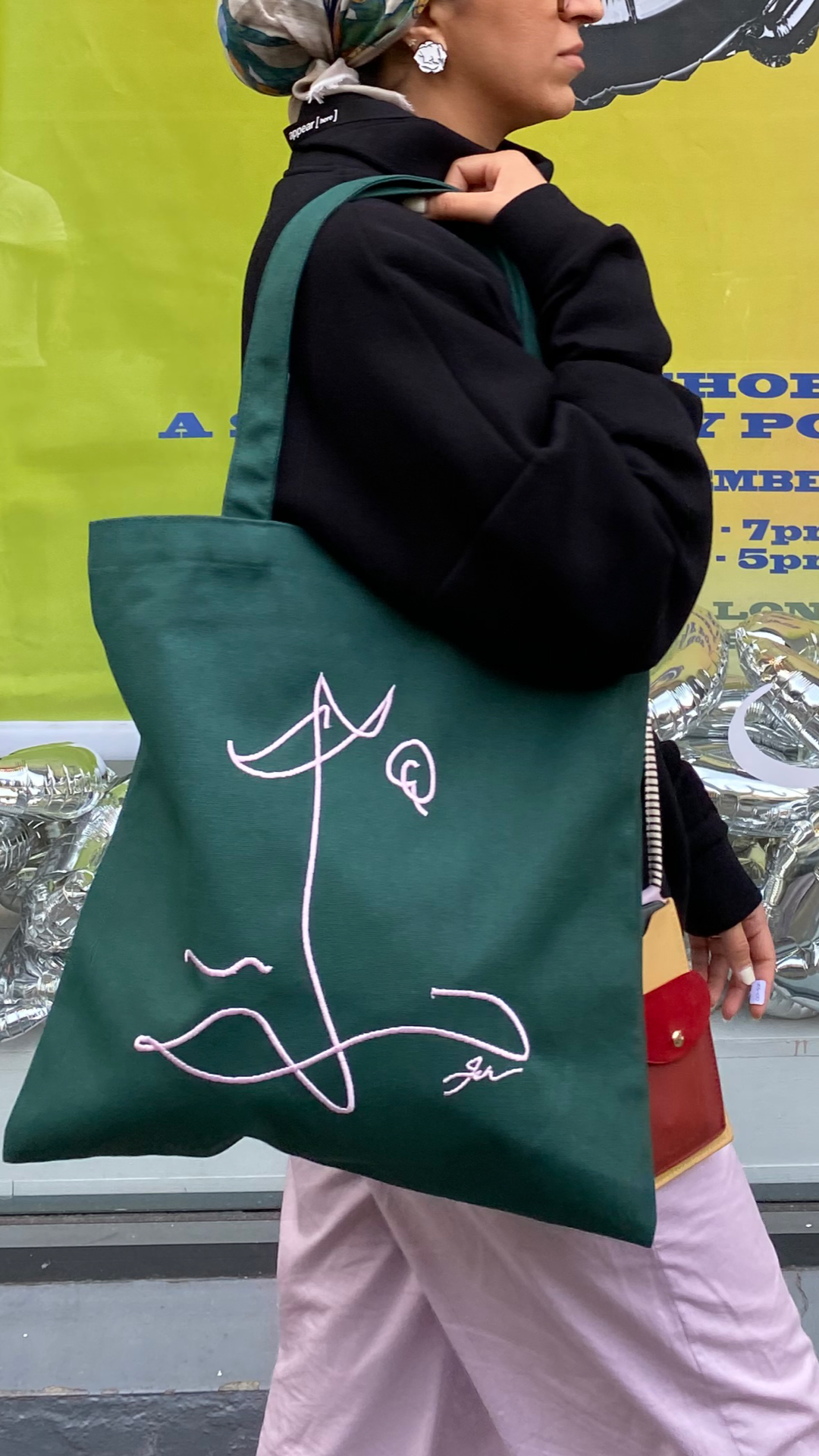 Kurious Kite Tote Bag