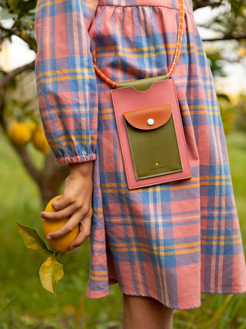 Phone Pouch in Flower Pink