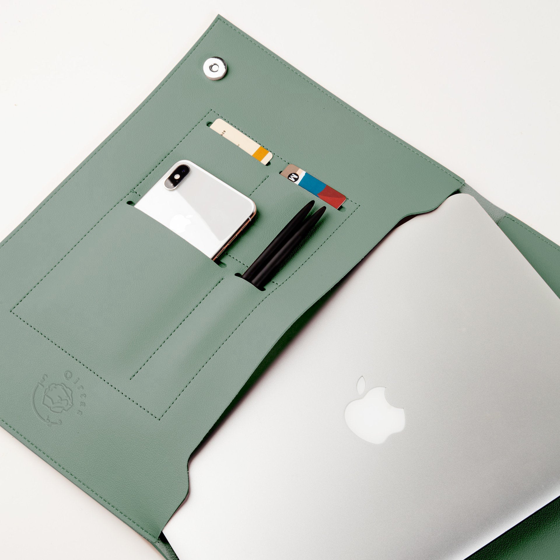 Pistachio Q Folio 15"